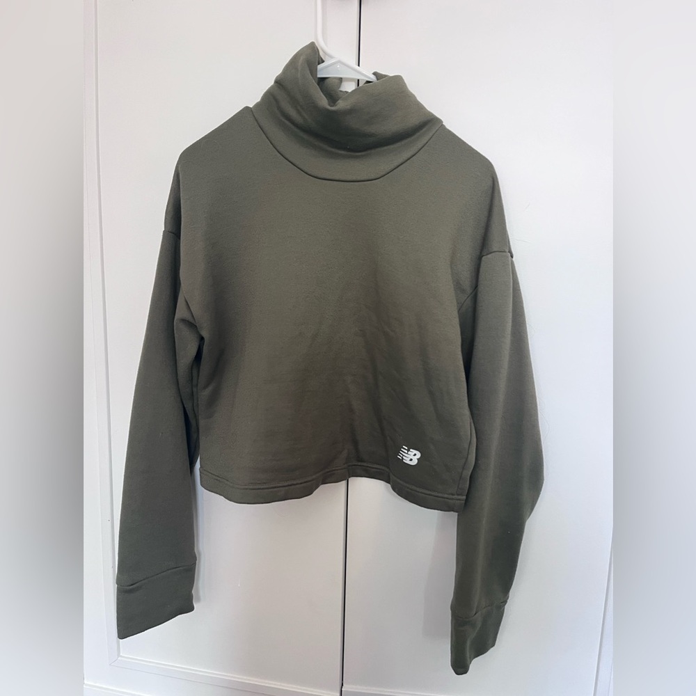 New Balance Olive Green Mock Neck Sweatshirt | Size M